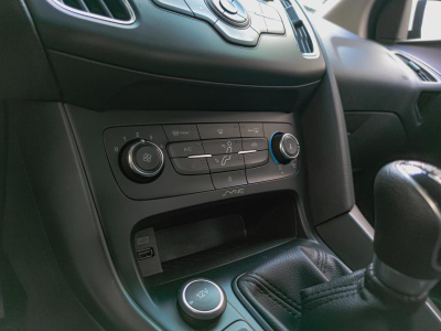 Ford Focus Седан 1.6 Ti-VCT MT (125 л. с.)