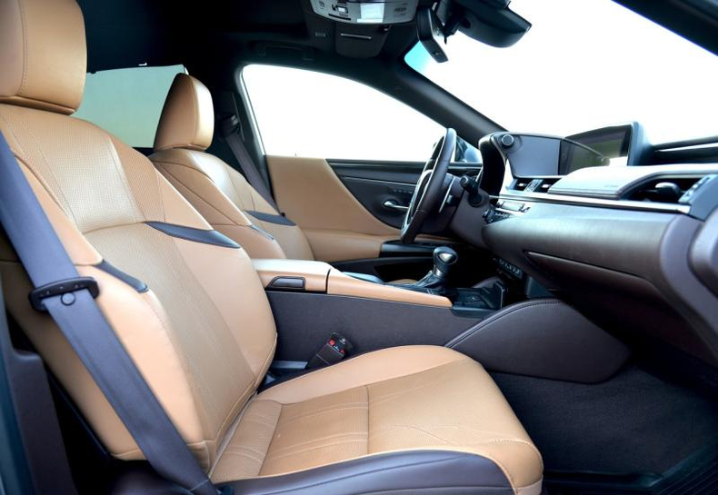 Lexus ES 2.5 AT FWD (200 л.с.) 250 Premium 28 Автомобили с пробегом Шымкент  