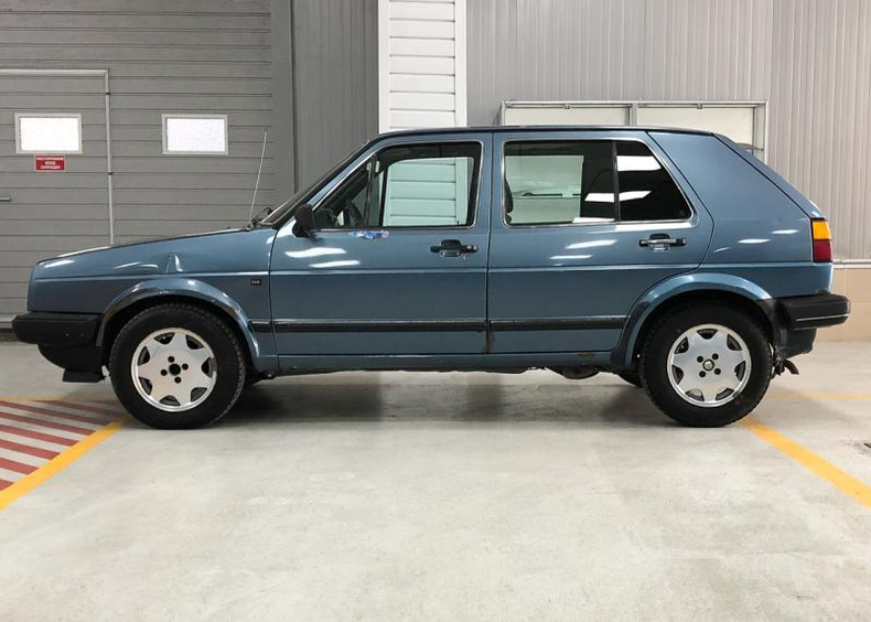 Volkswagen 1.6 AT (75 л.с.) ORBIS AUTO г. Алматы