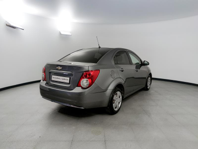 Chevrolet Aveo 1.6 AT (115 л. с.)