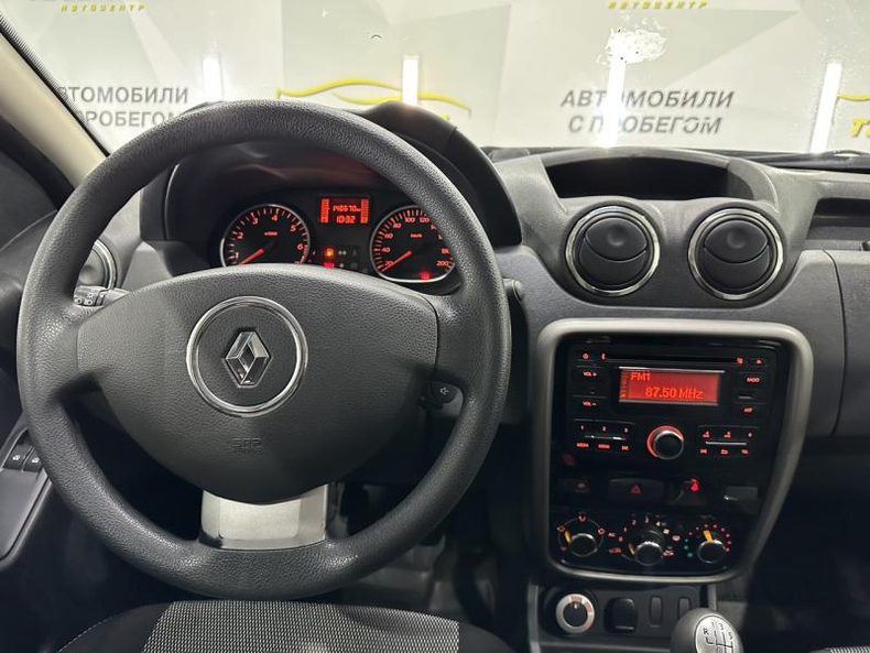 Renault 1.6 MT 4x4 (102 л. с.) Expression Твоё авто (Йошкар-Ола)