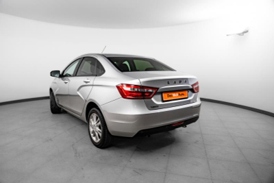 LADA Vesta 1.6 MT (106 л. с.)