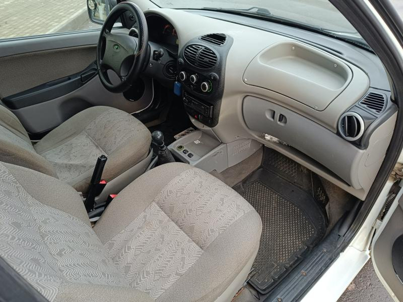 LADA (ВАЗ) 1.6 MT 8 кл (Евро-4) (81 л. с.) Lux Твоё авто (Киров)