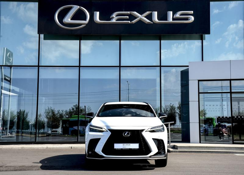 Lexus NX 2.4 AT 4WD (279 л.с.) Luxury Автомобили с пробегом Шымкент  