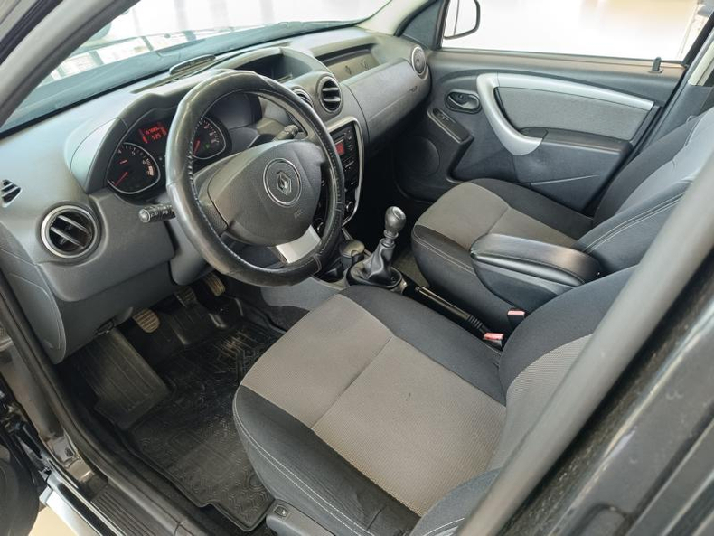 Renault 1.6 MT 4x4 (102 л. с.) Luxe Privilege Твоё авто (Киров)