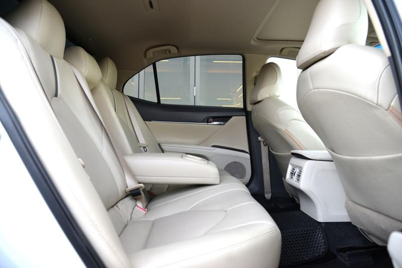 Toyota Camry 2.5 AT FWD (206 л.с.) Комфорт Автомобили с пробегом Шымкент  