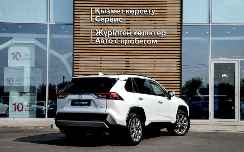 Toyota 2.0 CVT 4WD (151 л.с.) Люкс 91T Автомобили с пробегом Шымкент  