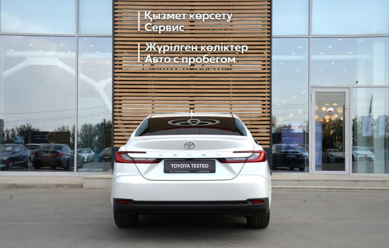 Toyota Camry 2.5 8AT FWD (204 л.с.) Люкс Автомобили с пробегом Шымкент  