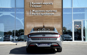 Hyundai Sonata 2.5 6AT FWD (180 л.с.) MPI Prestige Автомобили с пробегом Шымкент  