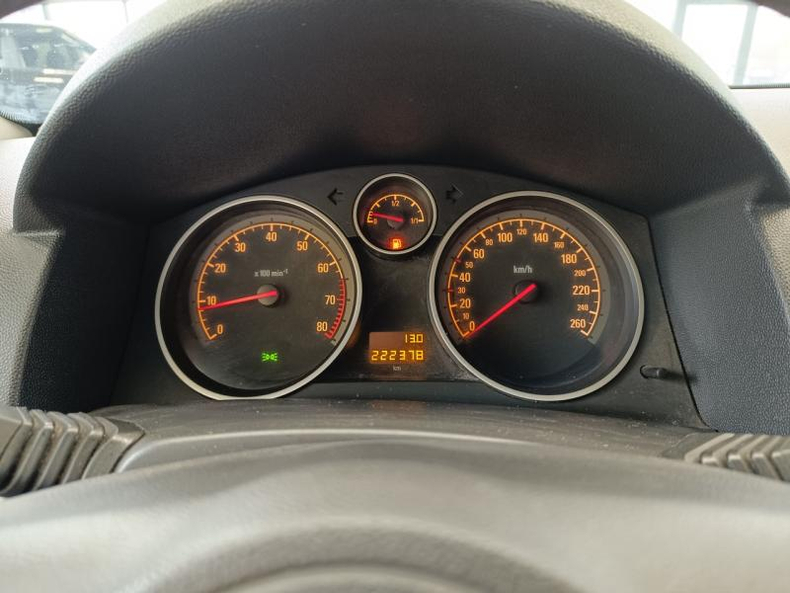 Opel 1.6 MT FWD (115 л.с.) Cosmo Твоё авто (Киров)