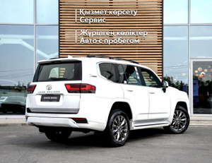 Toyota Land Cruiser 300 3.5 AT 4WD (415 л.с.) Премиум Автомобили с пробегом Шымкент  