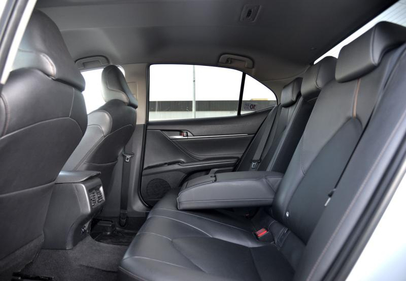 Toyota Camry 2.5 AT FWD (199 л.с.) Престиж Плюс BX Автомобили с пробегом Шымкент  