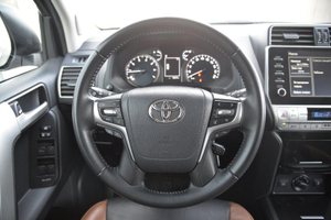 Toyota Land Cruiser Prado 2.7 AT 4WD (163 л.с.) Престиж Black Edition Автомобили с пробегом Шымкент  