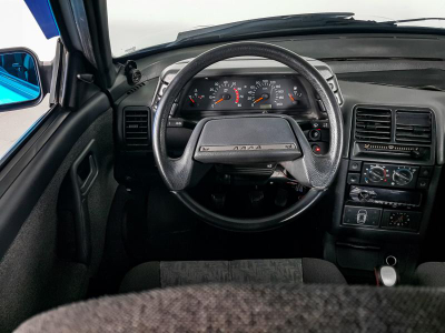 LADA 2112 1.5 MT (91 л. с.)