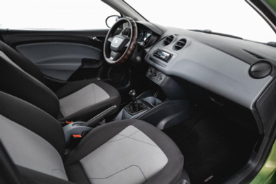 SEAT Ibiza 1.2 MT (71 л. с.)