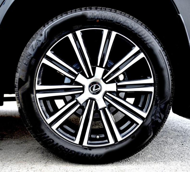 Lexus LX 5.7 AT 4WD (383 л.с.) 570 Superior JA Автомобили с пробегом Шымкент  