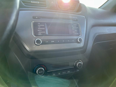 Kia Rio 1.6 MT (123 л. с.)