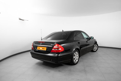 Mercedes-Benz E-Класс E 200 Kompressor AT (184 л. с.)