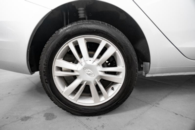 LADA Vesta 1.6 MT (106 л. с.)