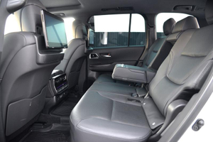 Toyota Land Cruiser 300 3.4 AT 4WD (415 л.с.) Премиум + Автомобили с пробегом Шымкент  