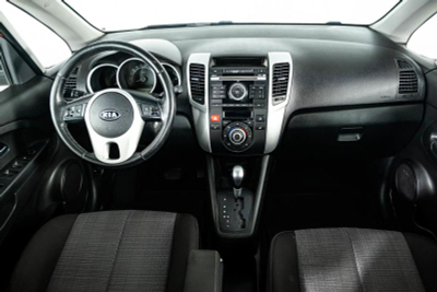 Kia Venga 1.6 AT (125 л. с.)