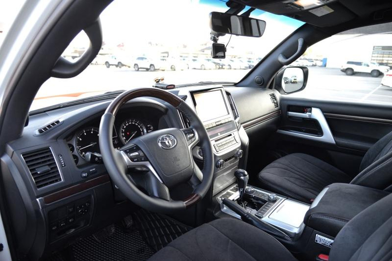 Toyota 4.6 AT 4WD (309 л.с.) Люкс MY (5 мест) Автомобили с пробегом Шымкент  