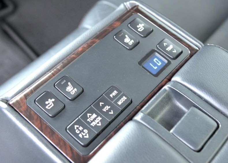 Toyota 2.5 AT (181 л. с.) Люкс Автомобили с пробегом Шымкент  