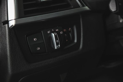 BMW 3 серия 320i AT (184 л. с.)