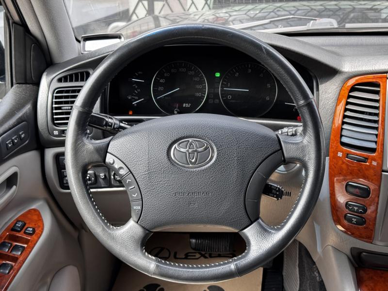 Toyota 4.2d AT 4WD (204 л.с.) TD Base <br>Тойота Центр Бишкек Бишкек