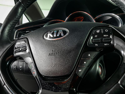 Kia ceed 1.6 AT (130 л. с.)
